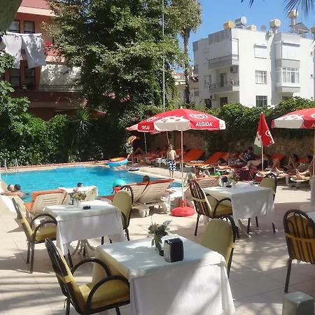 Kleopatra Blue Life Guest house Alanya